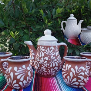 Mexican Clay Pitcher and Mug Set – 4 Handmade Cups with Traditional Teapot-jug / Handmade Mexican Pottery Set / Mexican Barro Set.