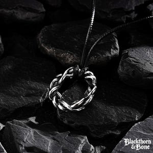 Thorn Ring Chain Necklace Gothic Silver Vintage Jewelry Punk Rock Twisted Branch Pendant Alternative Fashion Accessory Unisex Gift Goth