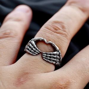 Skeleton Hand Heart Ring – Gothic Love Jewelry in 316L Stainless Steel | Goth Engagement or Promise Ring | Alternative Valentine&#39;s Gift