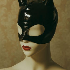 Sexy Cat Mask for Women – Latex Half Face Costume Mask for Cosplay, Halloween, Party & Roleplay