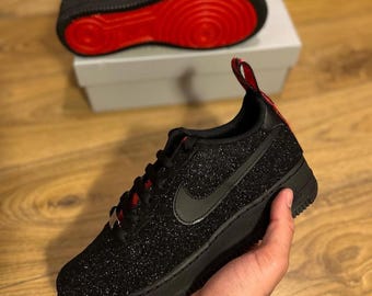 Air Force 1 personalizadas con suela roja y brillo negro, Air Force 1 personalizadas, Air Force 1 personalizadas con brillo, todas las tallas disponibles