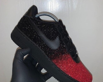 Custom schwarz / rot Glitter Air Force 1, Custom Air Force 1, Custom Glitter Air Force 1, Custom Bling Air Force 1, Alle Größen verfügbar