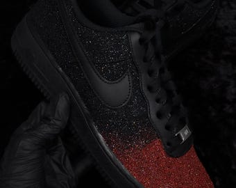 Custom schwarz / rot Glitter Air Force 1, Custom Air Force 1, Custom Glitter Air Force 1, Custom Bling Air Force 1, Alle Größen verfügbar