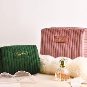 Benutzerdefinierte Kosmetiktasche mit Namen, Brautjungfer Kosmetiktasche, personalisierte Make-up-Tasche, Reise-Kulturtasche, Brautjungfer Vorschlag, Geschenk für Sie