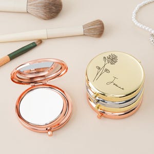 Espejo compacto personalizado con flor de nacimiento, espejo de bolsillo grabado personalizado, espejo de maquillaje portátil, regalo de dama de honor, regalo de despedida de soltera de dama de honor