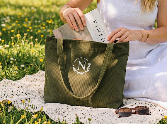 Personalized Embroidered Corduroy Tote Bag, Custom Name Bridesmaid Gift, Zipper Shoulder Bag,Monogram Bag,Gift for Her