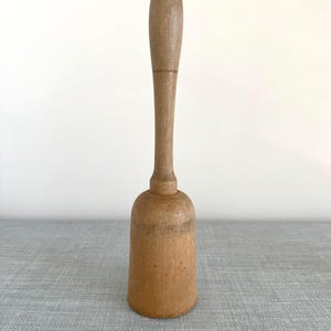Vintage light wooden masher, Primitive, Kitchen decor