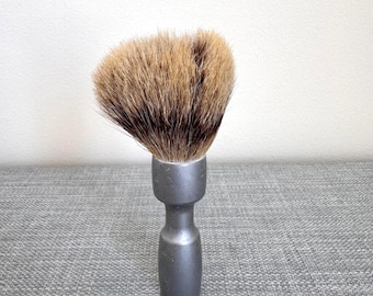 Merkur Silvertip Badger Hair Men's Shaving Brush with Matte Chrome Aluminum Handle