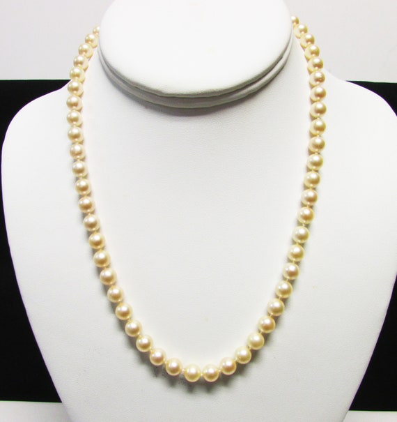 Gold tone pearl necklace deals
