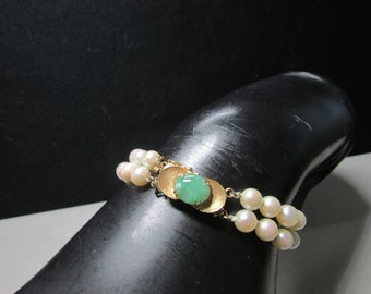 Vintage Estate Smaller 14K Gold Jade Accent Clasp Two Strand Hand Knotted High Luster White Pink Pearl Bracelet
