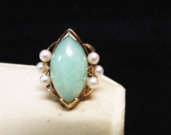 Vintage Estate Mid Century Ming's of Honolulu 14K Gold Thick Translucent Light Green Jade with Pearl Accent Ring