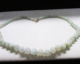 Vintage Estate Mings of Honolulu Graduated Hand Knotted 14K Gold Clasp 16" Translucent Jade Necklace