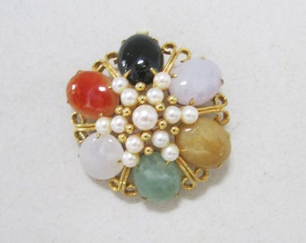 Vintage Estate  14K Multi Colored Jade and 13 High Luster Pearl Pin Pendant