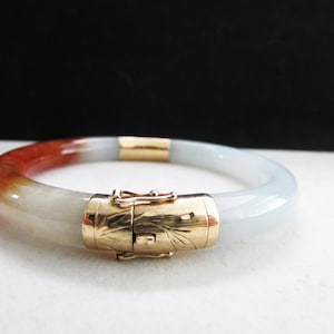 Vintage Estate 14K Hinged Translucent Light Green White With Red Orange Veining Jade Bangle