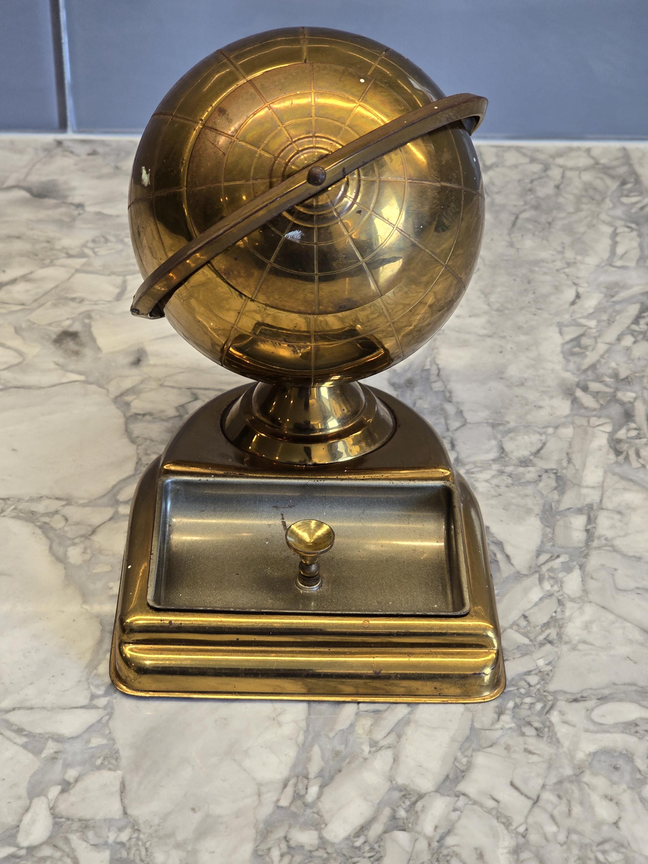 Globe Cigarette - Etsy Globe Cigarette - Etsy