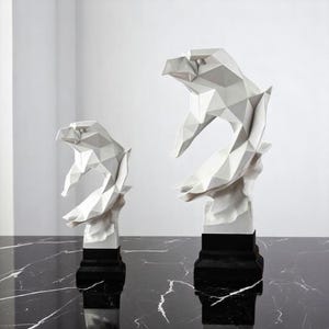 American Bald Eagle Statue – White Rustic Figurine, Patriotic Desk & Table Decor, Modern Home Accessories