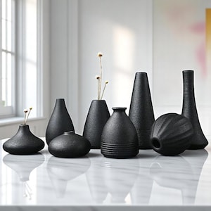 Kleine zwarte keramische vaas – Minimalistisch tafeldecor in Japanse stijl – Woondecoratieornament