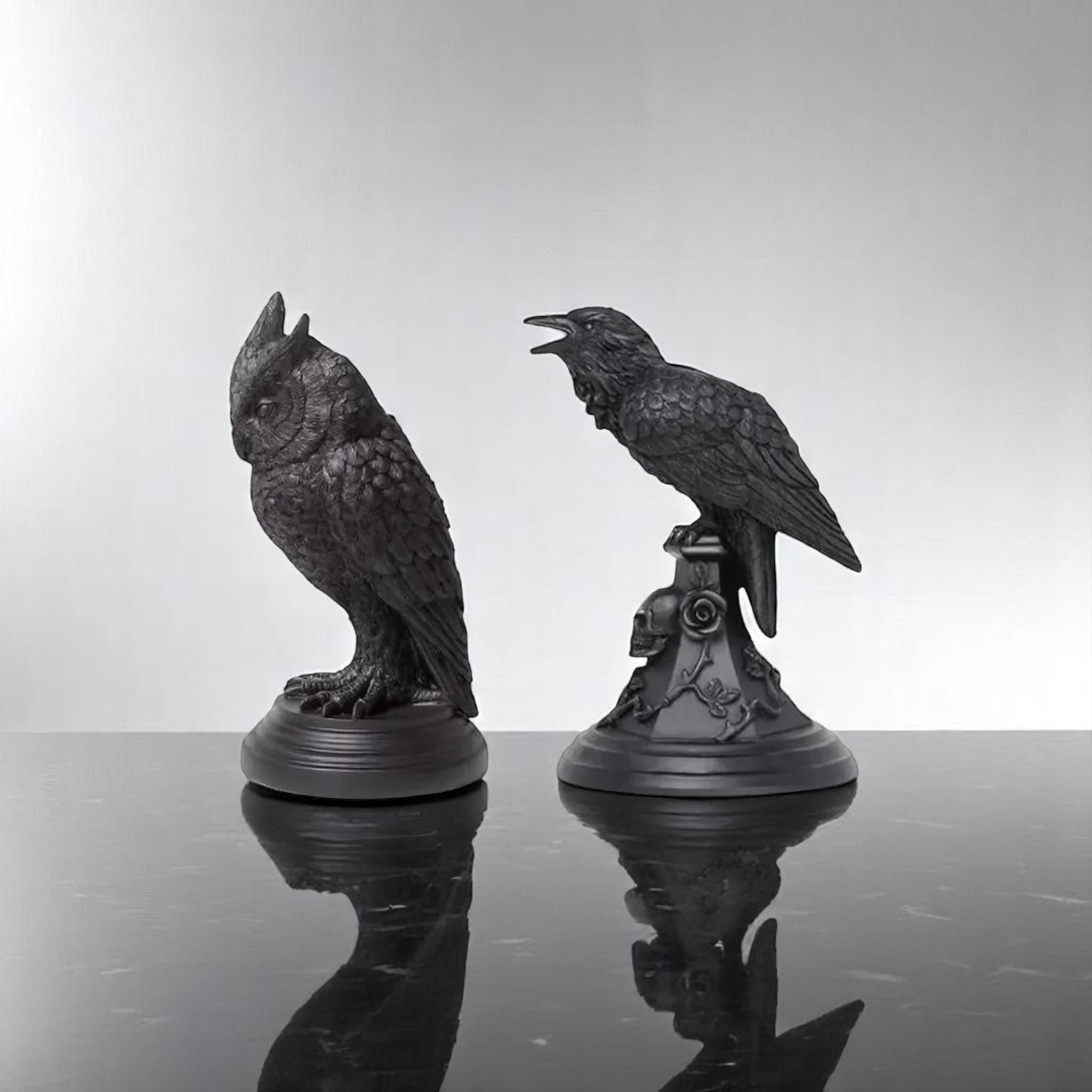 Black Crow & Owl Candle Holder – Resin Sculpture for Halloween, Fun Atmosphere Candlestick