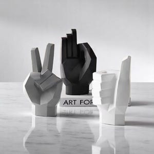 Geometric Hand Gesture Sculpture – Resin Abstract Love Statue, Modern Art Figurine for Home & Living Room Decor