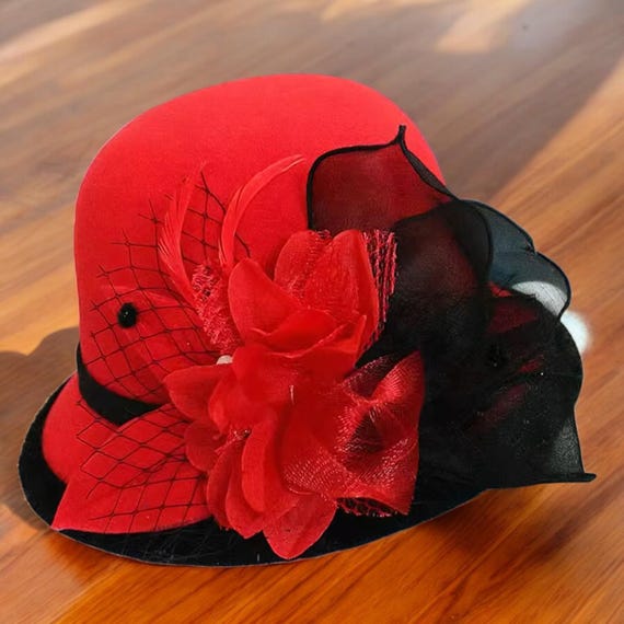 Elegant Cloche Hat: Formal Wedding Bowler With Floral Detail  display picture 2