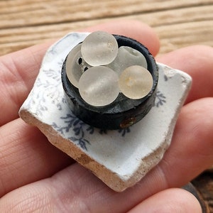 Scottish Sea Glass Bead Nest: Antique Lightbulb Insulator, Seaweed Pottery (12591)