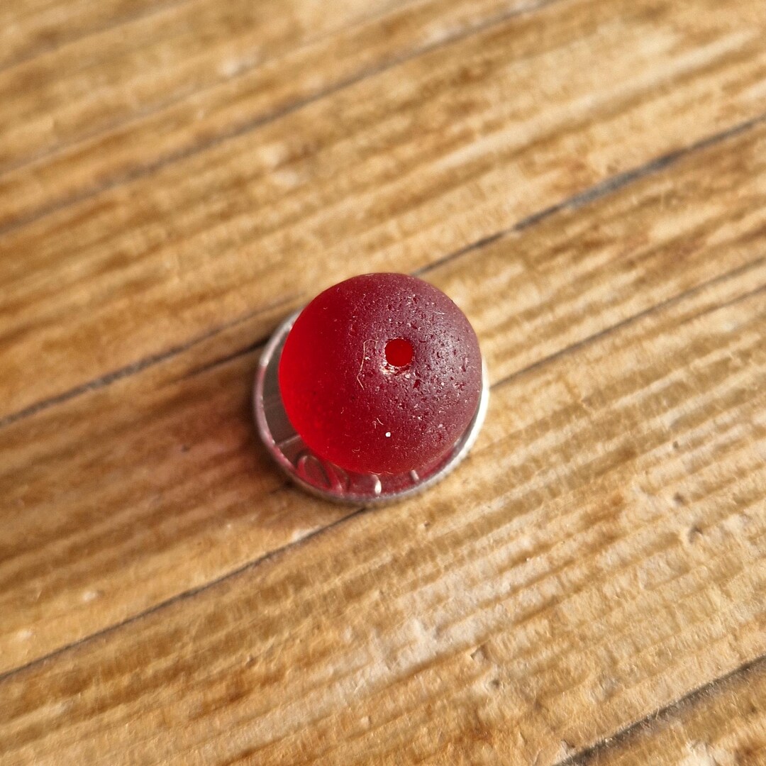 LARGE RED BEAD | Sea Worn Glass, Hat Pin, Rare, Scottish Beach Finds ...