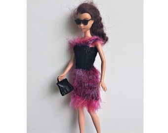 Texturas da Moda - Molde para Vestidos de Tricô para Bonecas - Molde de Tricô - Download em PDF - Seis Vestidos - Moda para Bonecas Faça Você Mesmo