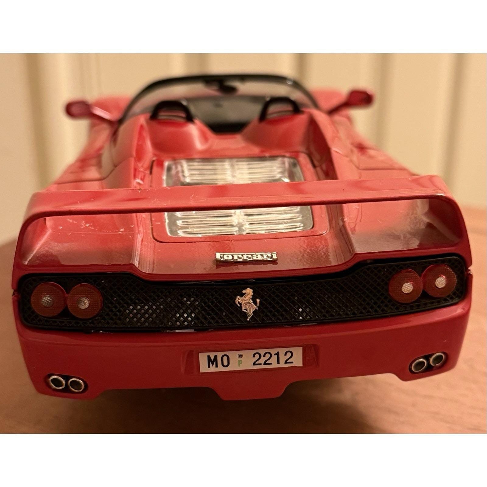 BURAGO CLASSIC 1995 FERRARI F50 Diecast 1/18 Scale Model Car (made BURAGO CLASSIC 1995 FERRARI F50 Diecast 1/18 Scale Model Car (made