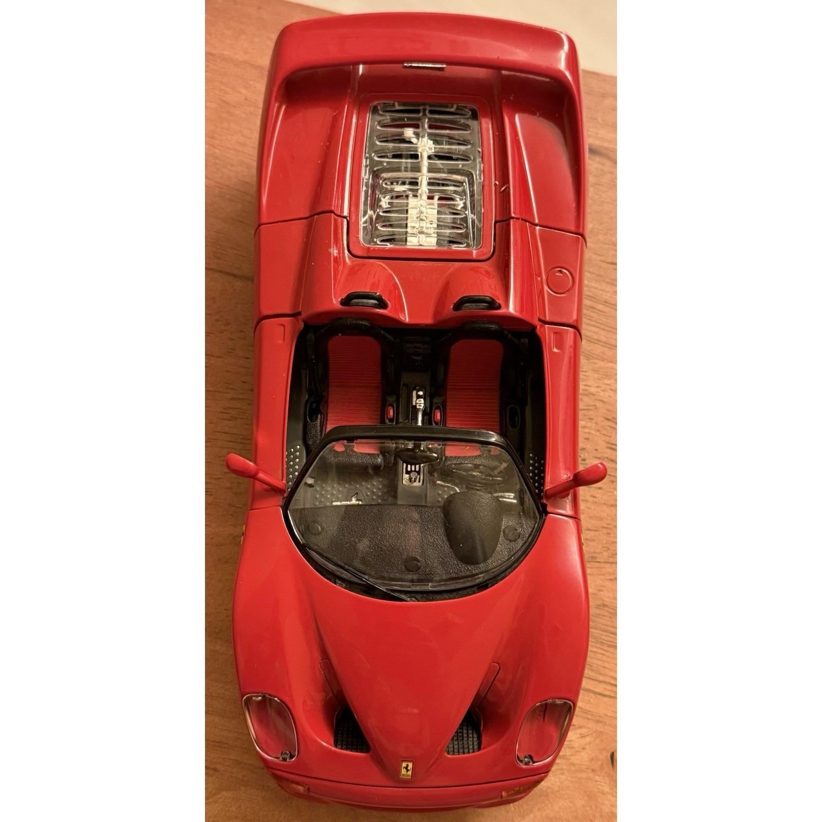 BURAGO CLASSIC 1995 FERRARI F50 Diecast 1/18 Scale Model Car (made
