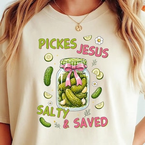 Pickles Jésus salé sauvé PNG-Citation de foi drôle chrétienne Design-Joli pot de cornichons Humour esthétique Art religieux-Téléchargement numérique PNG