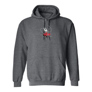 Hollow Knight Silksong : Hornet -- Sweat à capuche / sweat-shirt brodé fait maison (personnalisable / personnalisable) image 4