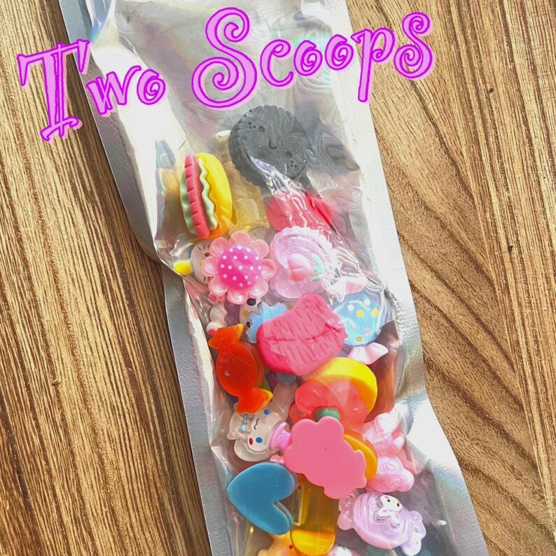 2 Scoops of Resin Toys Packaged