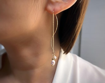 Mini örhängen med barockpärlor (14K guldfylld/sötvattenspärla)
