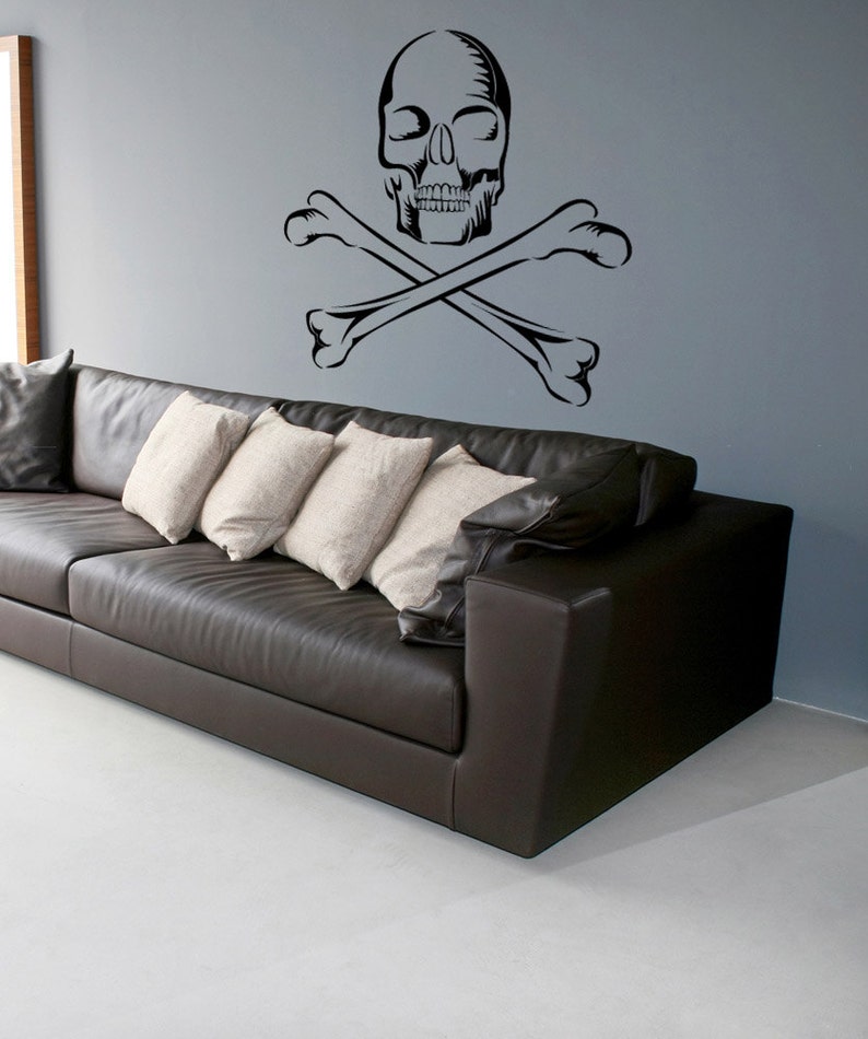 Vinyl Wall Decal Sticker Skull and Crossbones 1171m