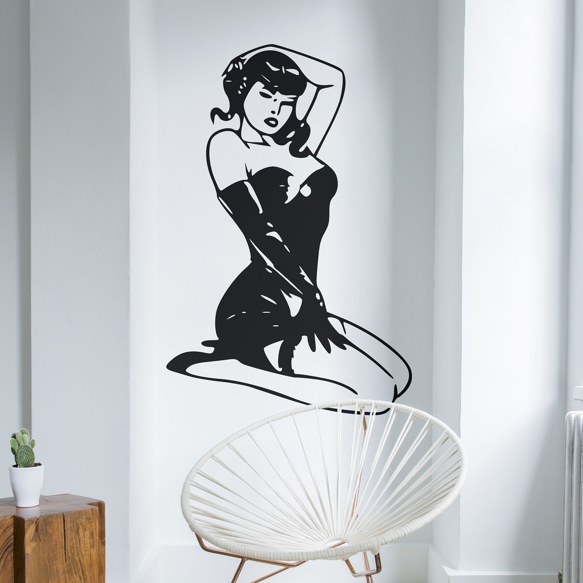 Retro Pin Up Girl Wall Decal Sticker. Old Fashion Decor. Man Cave Wall Art. Glamour Model, Sexy Girl, Closet Decor, Game Room Decor #226