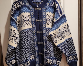 Blue and White Nordstrikk Cardigan 100% Virgin Wool Sweater from Norway Fair Isle Size Medium