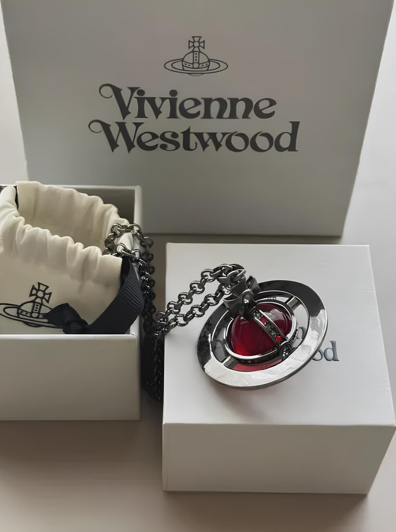 ★Vivienne Westwood★ナパシンライン ORB ハートリストレット Vivienne Westwood Heart Orb Red Belt | WHAT'S ON THE STAR?