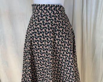 Vintage 1950s Circle Skirt | 50s Reversible Skirt | Black and Floral Skirt | Quilted Skirt | Pin Up | Rockabilly
