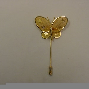Vintage Filigree Butterfly Stick Pin  20 - 39