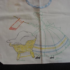 vintage sac à épingles à linge cousu main avec motif imprimé représentant une dame raccrochant son linge 24 - 218