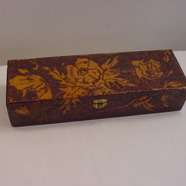 Antique Flemish Art Pyrography Wood Burned Glove / Dresser Box With Floral Design  23 - 66