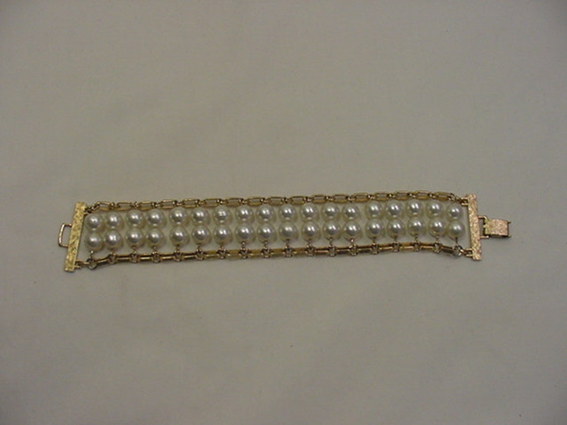 Vintage Sarah Coventry Faux Pearl Bracelet 20 5 | Etsy