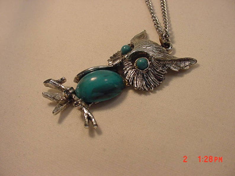Vintage Faux Turquoise Owl Pendant Necklace 18 509 image 5