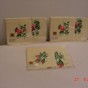 3 Sets Of Vintage Linen Placemats & Napkins In Original Packaging  17 - 1388