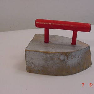 Vintage Wood Toy Iron  17 - 786