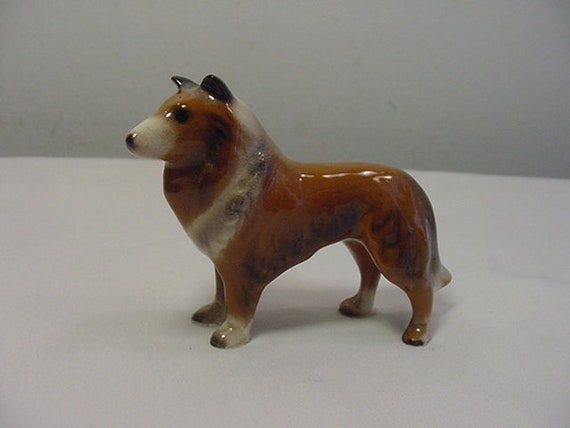 Retired Hagen Renaker New Collie Dog