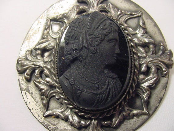 ヴィンテージ カメオ ブローチ 22 - 81 - Etsy 日本