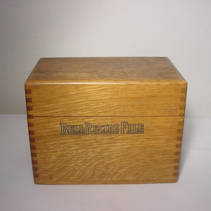 Vintage Bell Wood Recipe File With Index Cards & Some Recipes 24