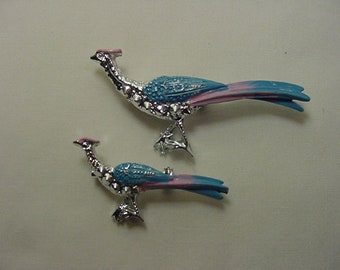 Vintage Peacock Duet Scatter Pins Or Brooches  19 - 1030