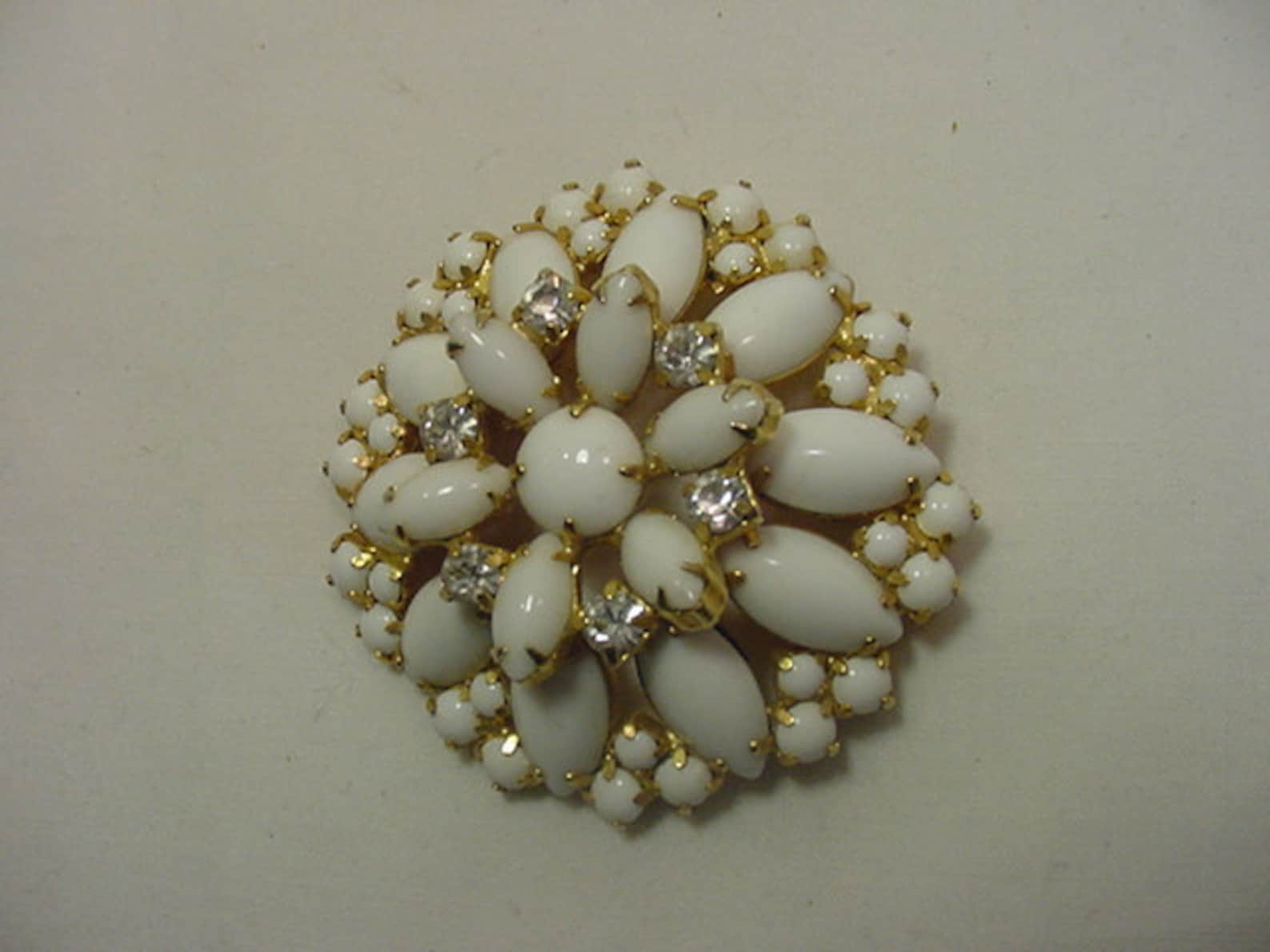 Vintage White Cabochon & Rhinestone Brooch 20 - 133 - Etsy